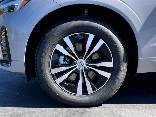 2025 Volvo XC60 B5 Core