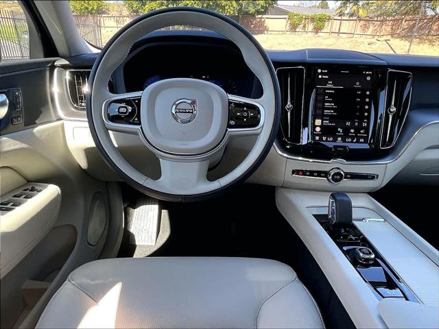 2025 Volvo XC60 B5 Core