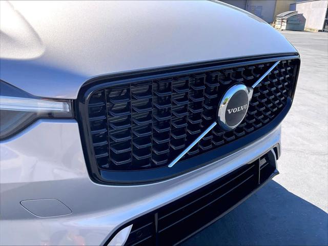 2025 Volvo XC60 B5 Core