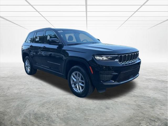 2025 Jeep Grand Cherokee GRAND CHEROKEE LAREDO X 4X2 2025 Jeep Grand Cherokee GRAND CHEROKEE LAREDO X 4X2