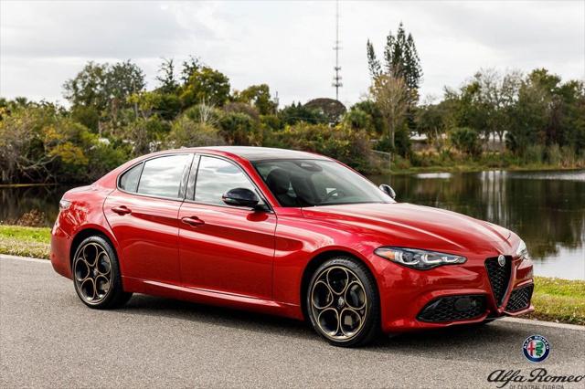 2025 Alfa Romeo Giulia GIULIA INTENSA AWD