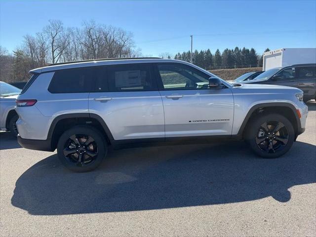 2025 Jeep Grand Cherokee GRAND CHEROKEE L ALTITUDE X 4X4 2025 Jeep Grand Cherokee GRAND CHEROKEE L ALTITUDE X 4X4