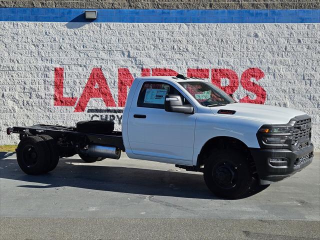 2026 RAM Ram 3500 Chassis Cab RAM 3500 TRADESMAN CHASSIS REGULAR CAB 4X2 84 CA