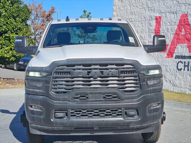 2026 RAM Ram 3500 Chassis Cab RAM 3500 TRADESMAN CHASSIS REGULAR CAB 4X2 84 CA 2026 RAM Ram 3500 Chassis Cab RAM 3500 TRADESMAN CHASSIS REGULAR CAB 4X2 84 CA