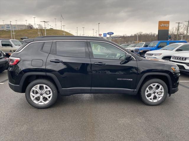 2026 Jeep Compass COMPASS LATITUDE 4X4