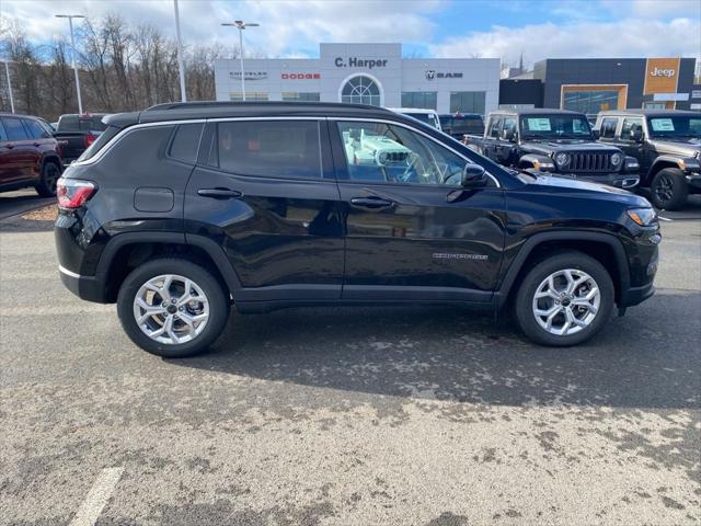 2026 Jeep Compass COMPASS LATITUDE 4X4