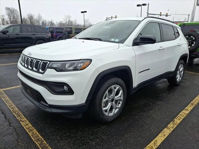 2026 Jeep Compass COMPASS LATITUDE 4X4