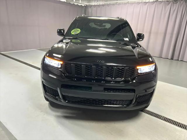 2025 Jeep Grand Cherokee GRAND CHEROKEE L ALTITUDE X 4X4