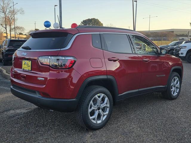 2026 Jeep Compass COMPASS LATITUDE 4X4