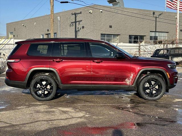 2025 Jeep Grand Cherokee GRAND CHEROKEE L LIMITED 4X4