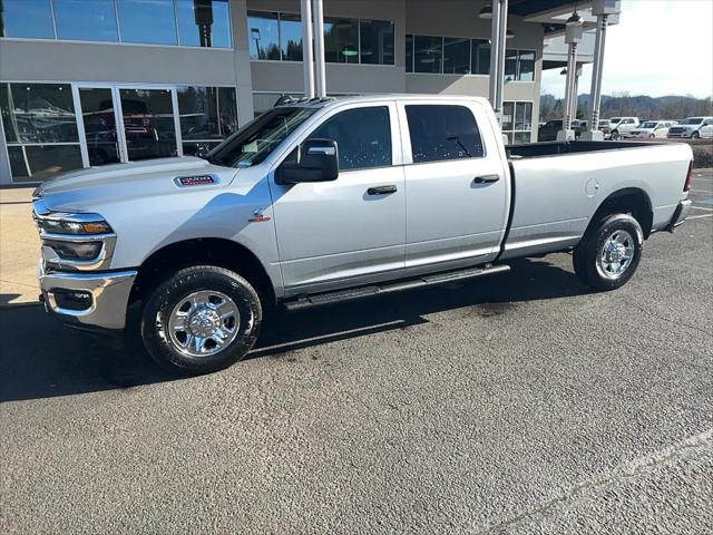 2026 RAM Ram 2500 RAM 2500 TRADESMAN CREW CAB 4X4 8 BOX