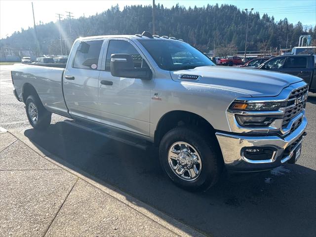 2026 RAM Ram 2500 RAM 2500 TRADESMAN CREW CAB 4X4 8 BOX