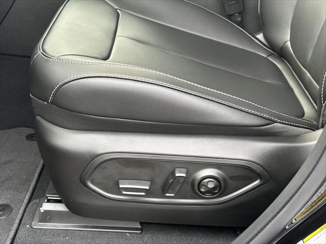 2025 Jeep Grand Cherokee Limited 4x2
