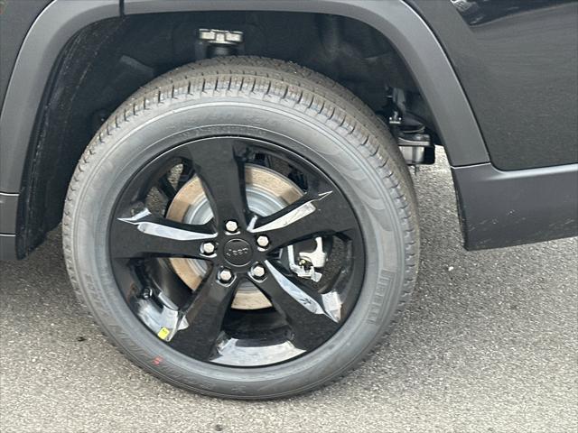 2025 Jeep Grand Cherokee Limited 4x2