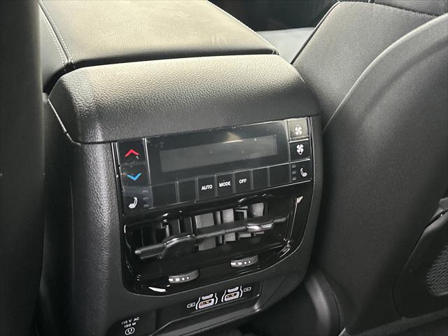 2025 Jeep Grand Cherokee Limited 4x2
