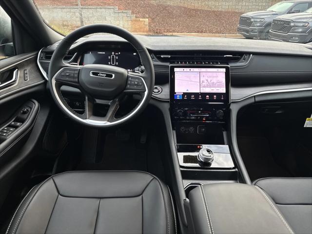 2025 Jeep Grand Cherokee Limited 4x2