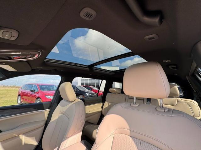 2025 Jeep Grand Cherokee Limited 4x2