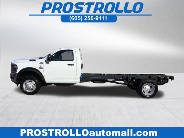 2026 RAM Ram 5500 Chassis Cab RAM 5500 TRADESMAN CHASSIS REGULAR CAB 4X4 108 CA