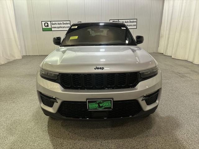 2025 Jeep Grand Cherokee GRAND CHEROKEE LIMITED 4X4 2025 Jeep Grand Cherokee GRAND CHEROKEE LIMITED 4X4