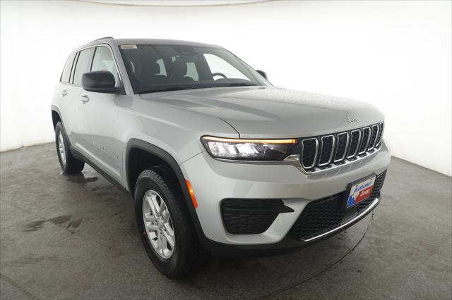 2025 Jeep Grand Cherokee GRAND CHEROKEE LAREDO 4X2