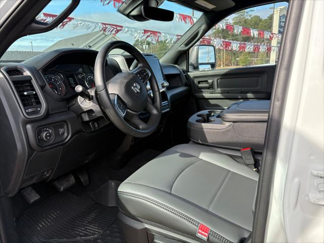 2026 Ram 2500 Tradesman Crew Cab 4x4 8' Box
