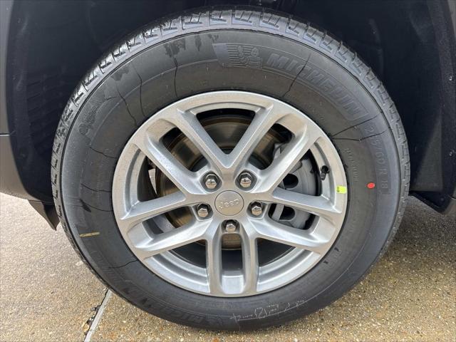 2025 Jeep Grand Cherokee GRAND CHEROKEE L LAREDO X 4X2