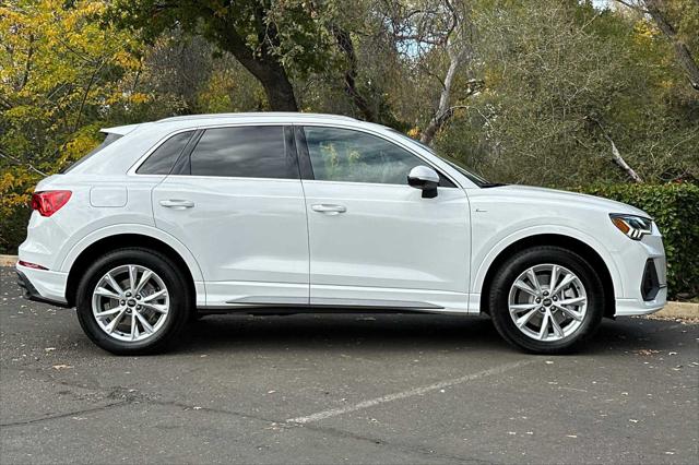 2025 Audi Q3 Premium 45 TFSI S line quattro Tiptronic