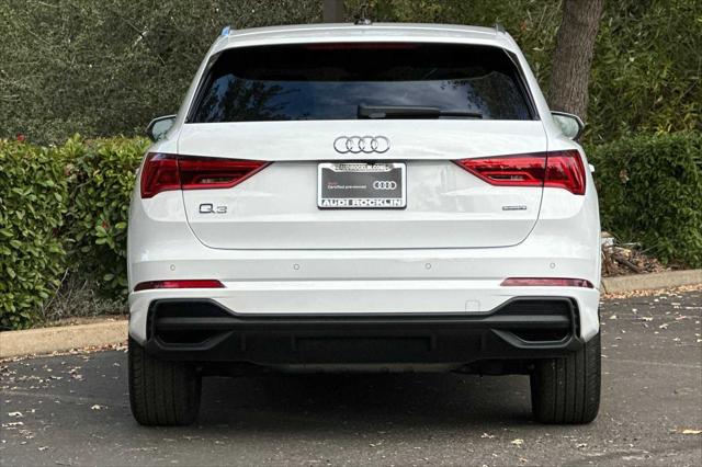 2025 Audi Q3 Premium 45 TFSI S line quattro Tiptronic
