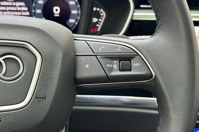 2025 Audi Q3 Premium 45 TFSI S line quattro Tiptronic