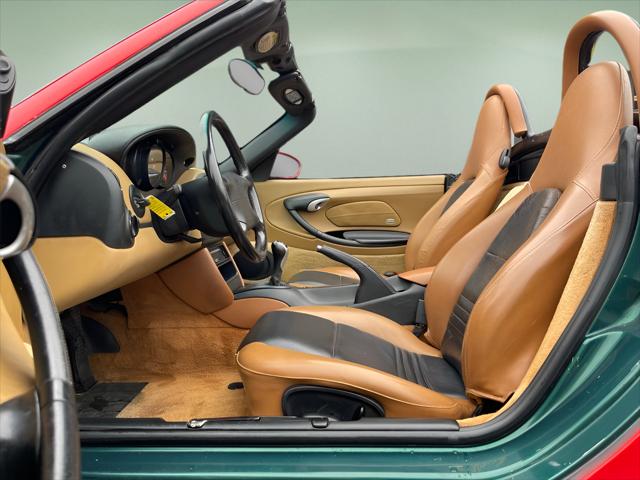 2000 Porsche Boxster Base
