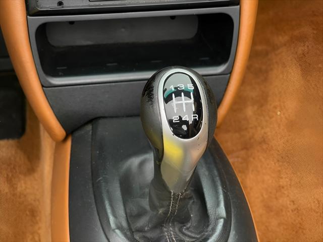 2000 Porsche Boxster Base