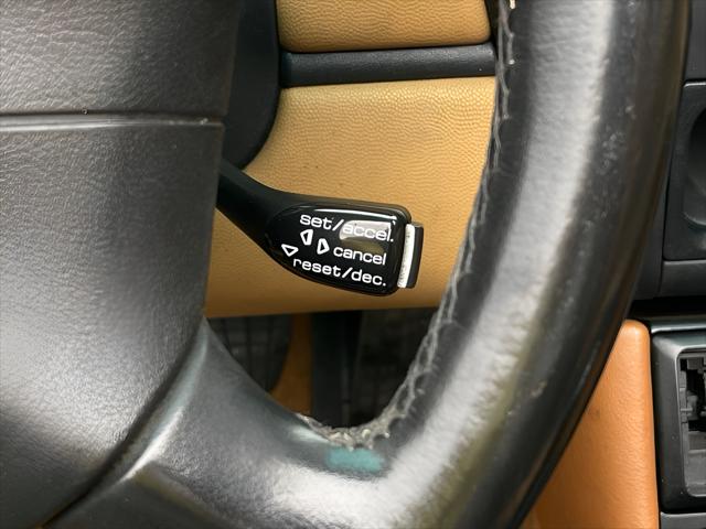 2000 Porsche Boxster Base