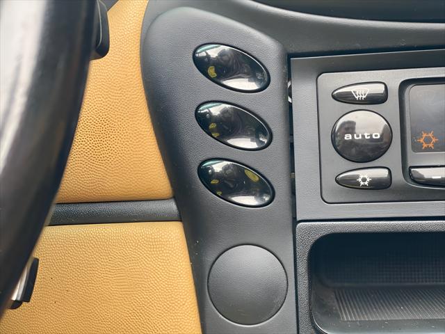 2000 Porsche Boxster Base
