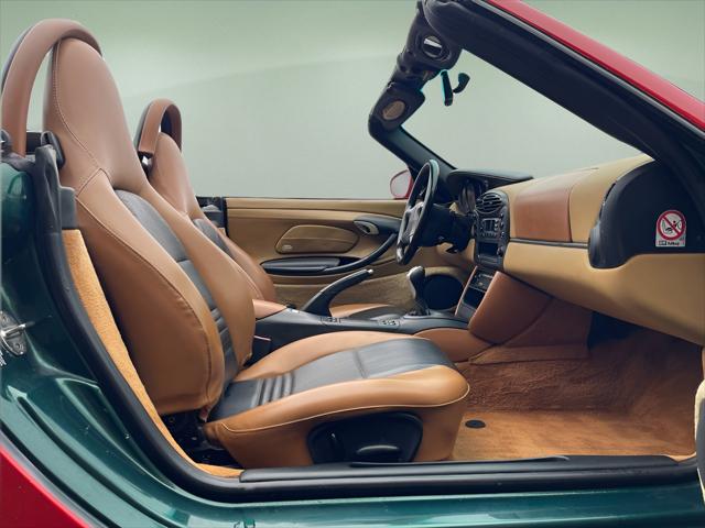 2000 Porsche Boxster Base