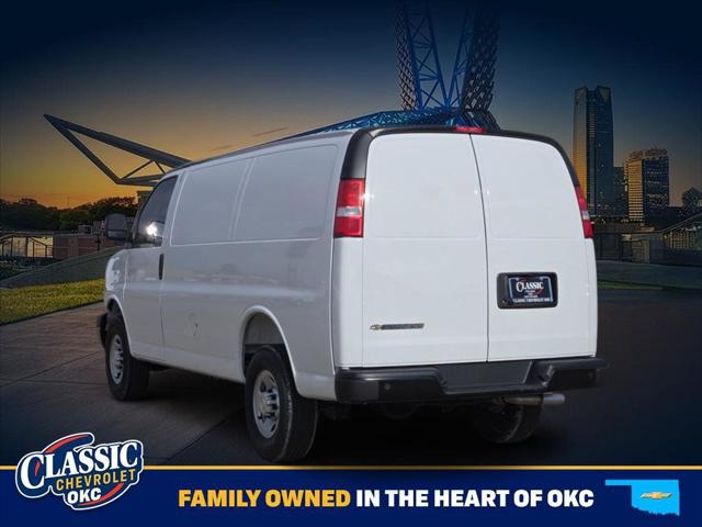 2025 Chevrolet Express Cargo Van RWD 2500 Regular Wheelbase WT
