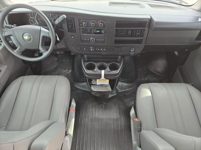2025 Chevrolet Express Cargo Van RWD 2500 Regular Wheelbase WT