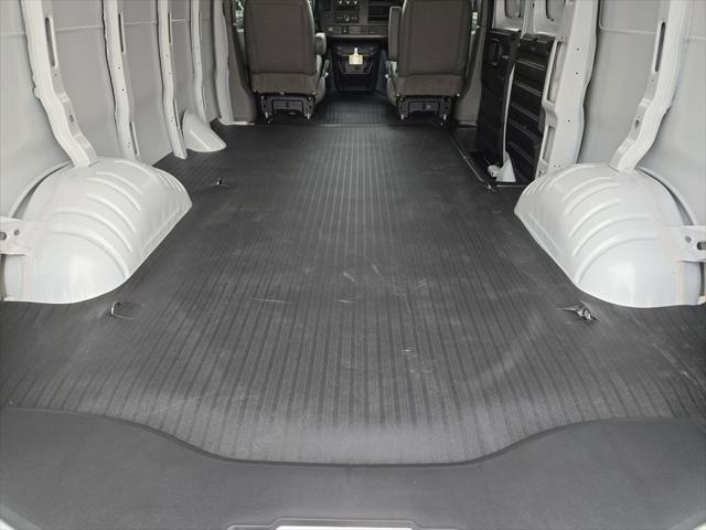 2025 Chevrolet Express Cargo Van RWD 2500 Regular Wheelbase WT