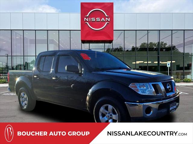 2011 Nissan Frontier SV for sale in OCONOMOWOC, WI