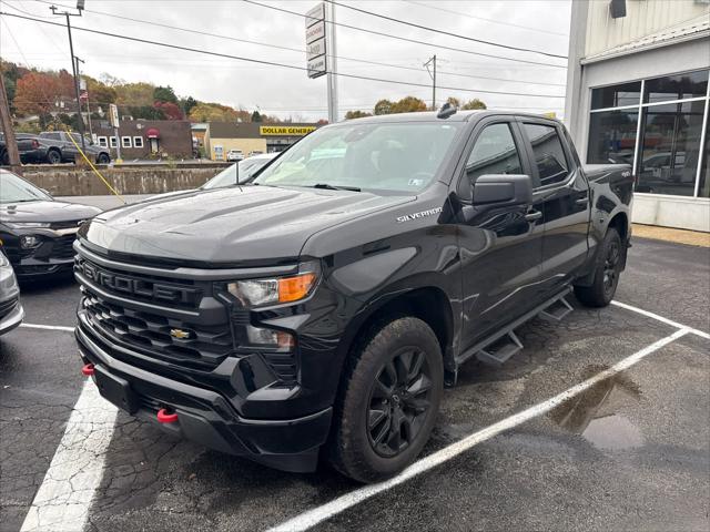 2022 Chevrolet Silverado 1500 4WD Crew Cab Short Bed Custom 2022 Chevrolet Silverado 1500 4WD Crew Cab Short Bed Custom