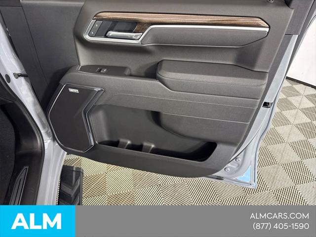 2025 Chevrolet Silverado 1500 4WD Crew Cab Short Bed RST