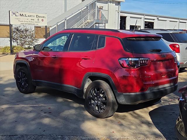 2025 Jeep Compass Latitude 4x4 2025 Jeep Compass Latitude 4x4