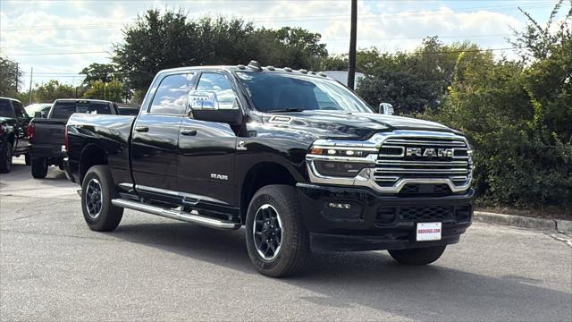 2025 RAM Ram 3500 RAM 3500 LARAMIE CREW CAB 4X4 64 BOX 2025 RAM Ram 3500 RAM 3500 LARAMIE CREW CAB 4X4 64 BOX