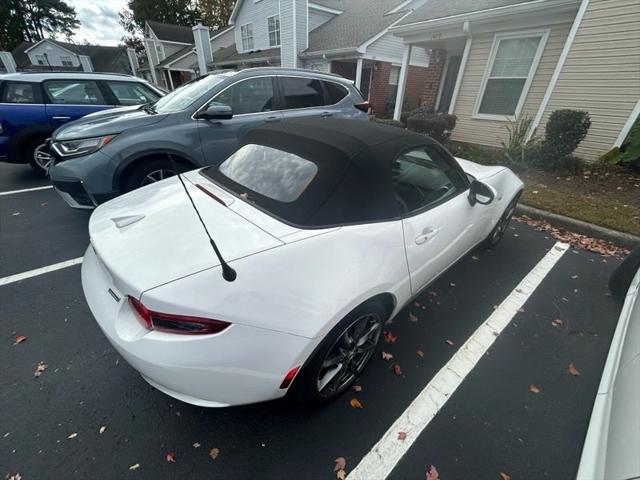 2016 Mazda MX-5 Miata Grand Touring 2016 Mazda MX-5 Miata Grand Touring