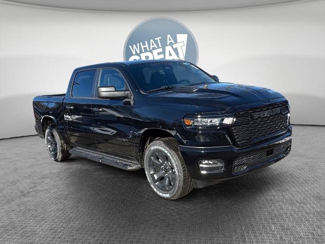 2026 RAM Ram 1500 RAM 1500 EXPRESS CREW CAB 4X4 57 BOX