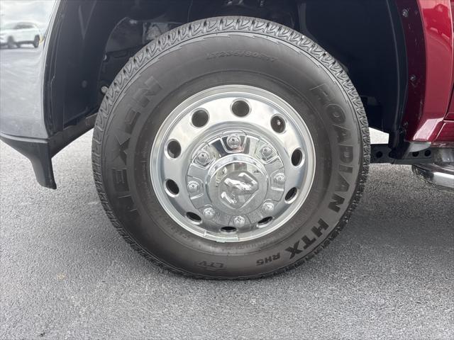 2024 RAM 3500 Limited Crew Cab 4x4 8 Box