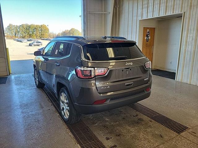 2022 Jeep Compass Latitude Lux 4x4 2022 Jeep Compass Latitude Lux 4x4