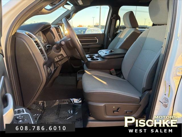 2024 RAM 2500 Big Horn Crew Cab 4x4 64 Box 2024 RAM 2500 Big Horn Crew Cab 4x4 64 Box