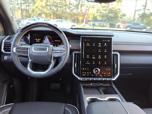 2026 GMC Acadia Denali FWD