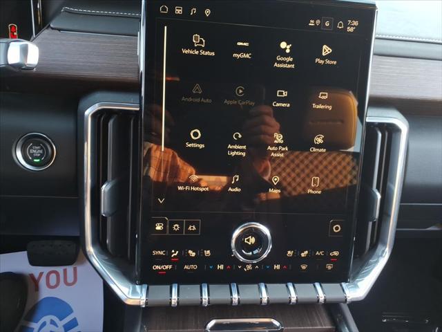 2026 GMC Acadia Denali FWD