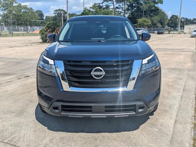 2024 Nissan Pathfinder SV FWD